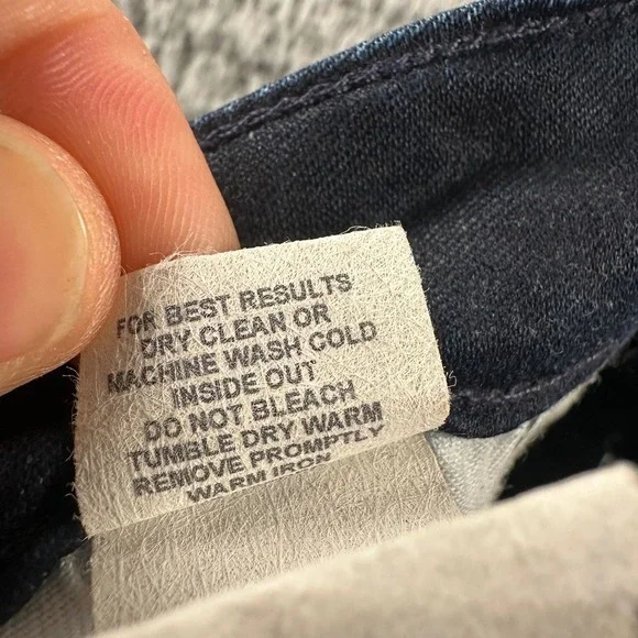 Frankie B Jeans Womens 26 Dark Wash Flare Leg Zip Pockets Stretch Low Rise - Picture 16 of 16